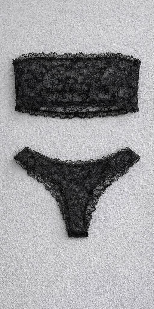 Ensemble Lingerie Bandeau et Tanga en Dentelle. Sensualité et Confort Absolu